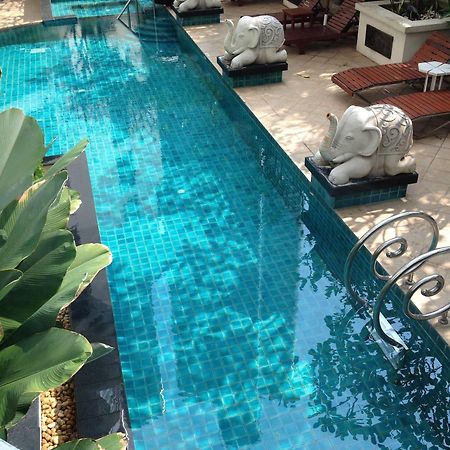 Gardengrove Suites Bangkok Exteriér fotografie