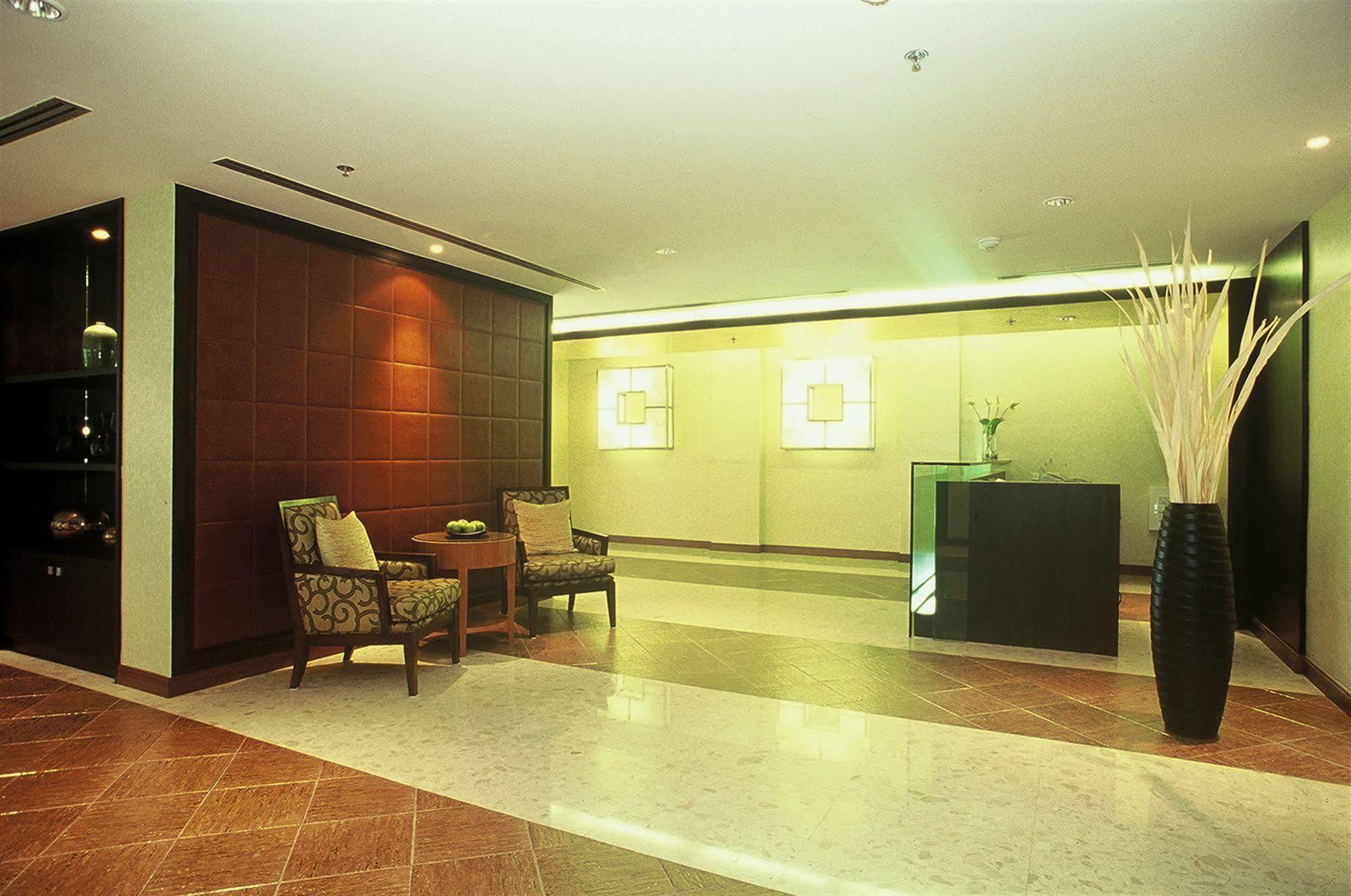 Gardengrove Suites Bangkok Exteriér fotografie